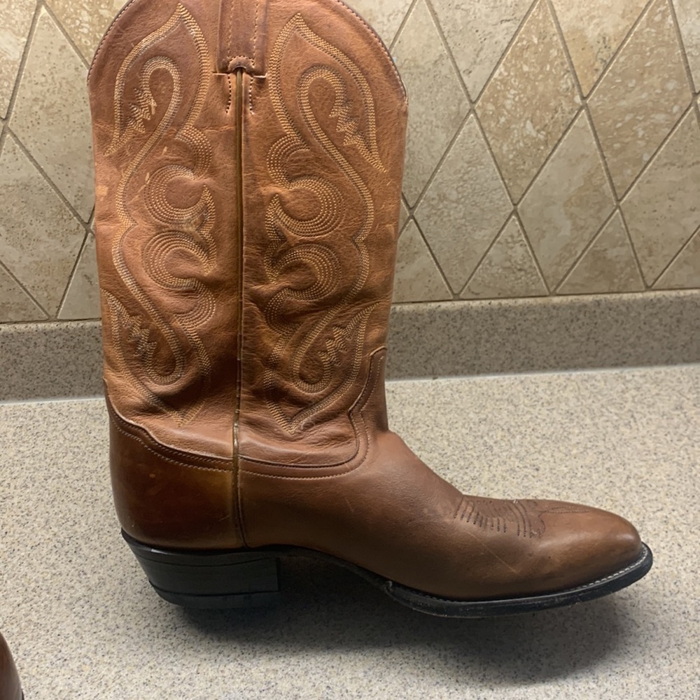 Very soft excellent condition Tony Lama leather Western boots 12D little wear - Picture 12 of 16